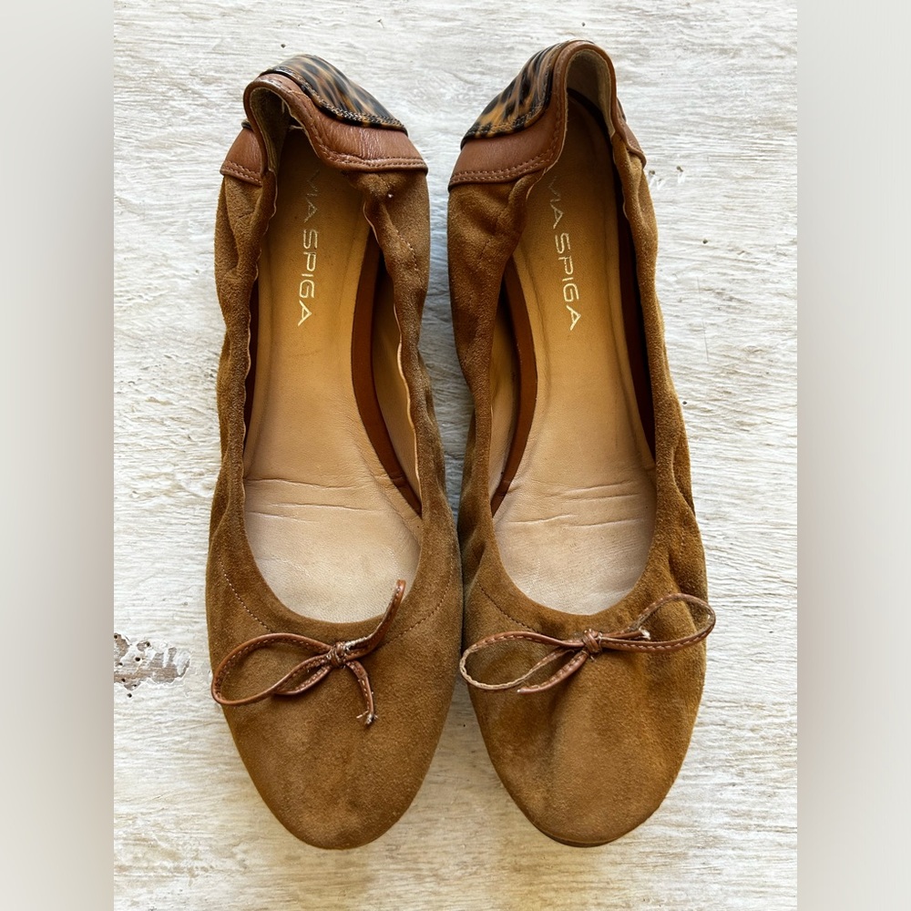 VIA SPIGA BALLET FLATS. SIZE 9.5 M.